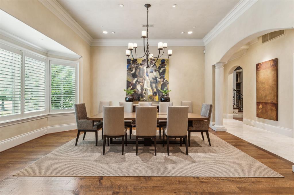 10342 Woodford Drive