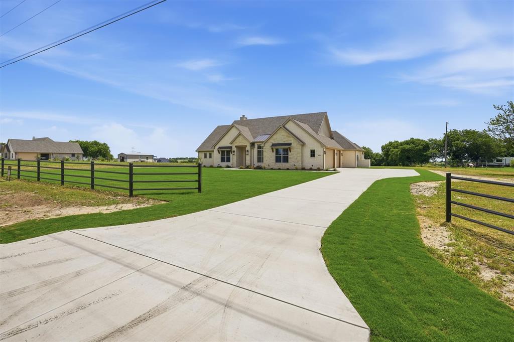 6056 County Road 1229