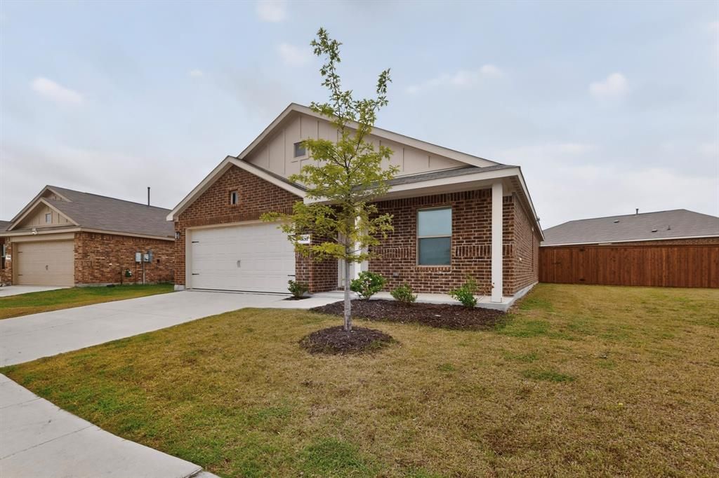 Photo of 1430 Everett Gardens Way, Forney, TX 75126 (MLS # 21250866)