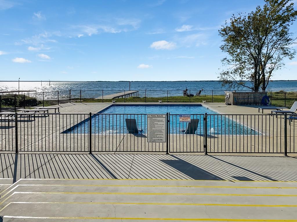 Peninsula Point W2 - Land