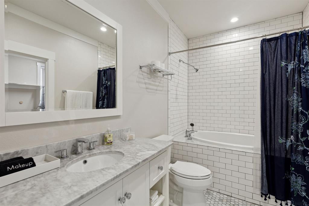 Long Cove - Residential