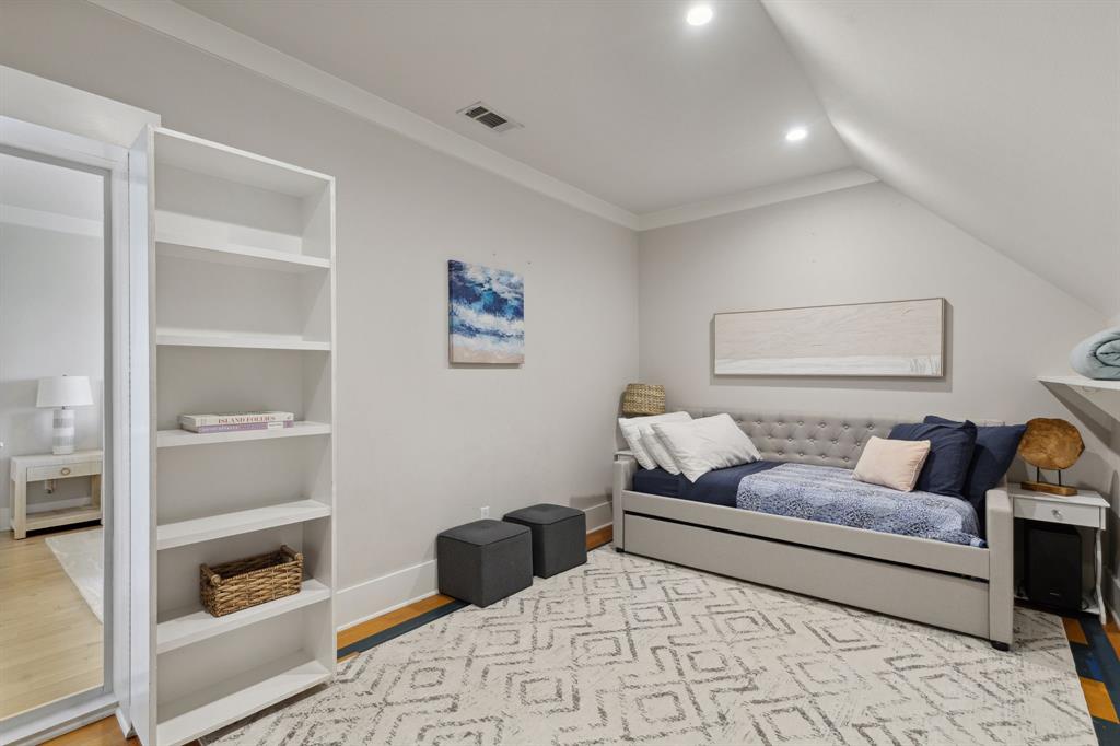 Long Cove - Residential