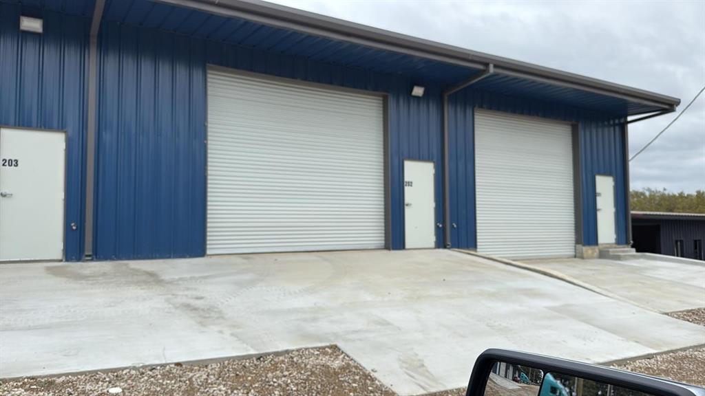 J Rendon Surv Abs #1263 - Commercial Lease