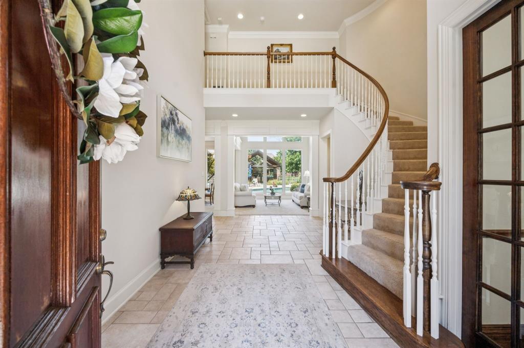 3837 Ridgetop Lane