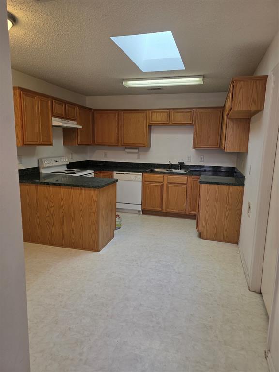 The Lakes Of Little Elm Ph 2 - Residential Lease