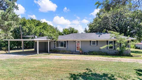 Photo of 2403 State Hwy 78 S, Farmersville, TX 75442 (MLS # 21329898)