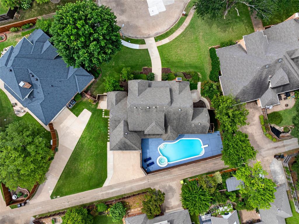 2705 Ithaca Court
