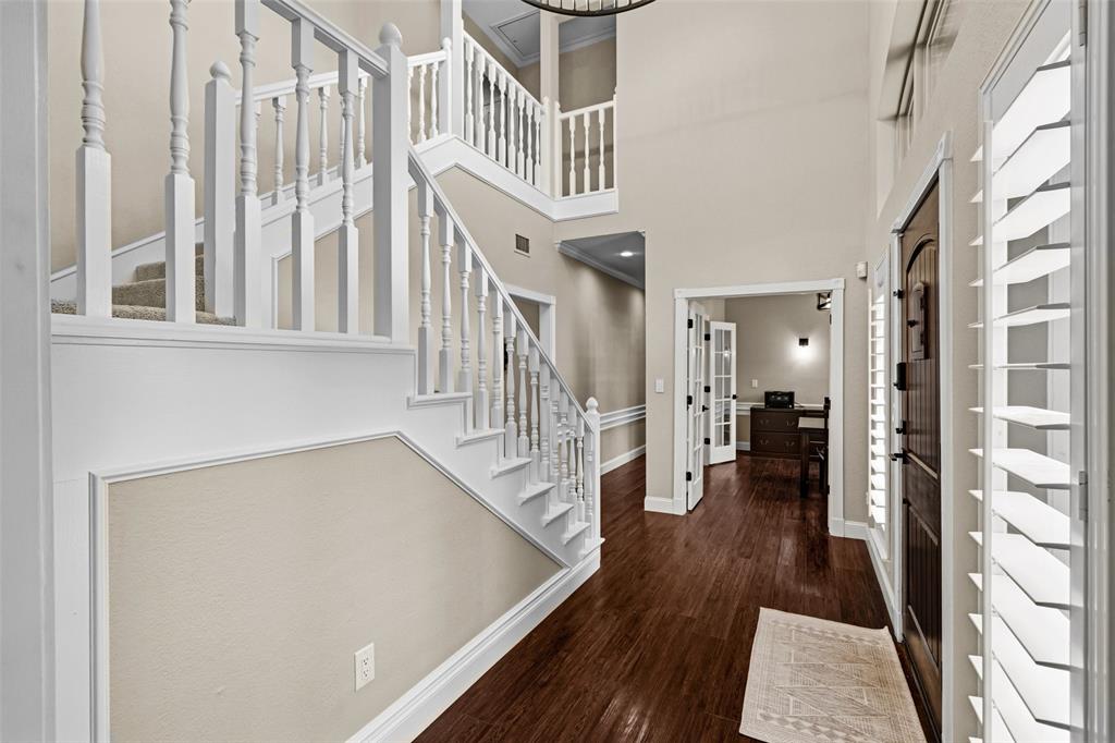 2705 Ithaca Court