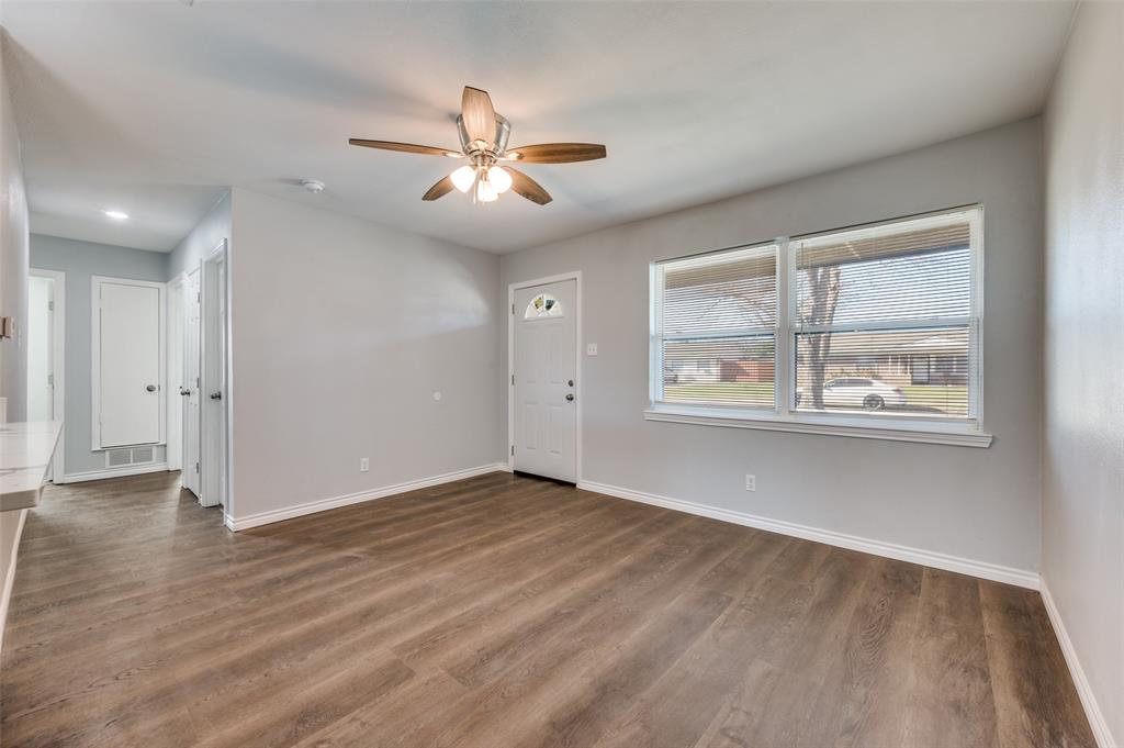 Valwood Park 20 - Residential