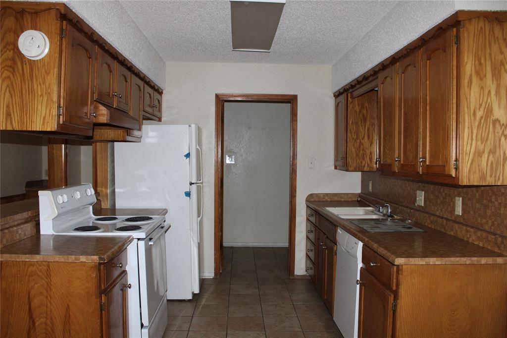 Crestmoor Park North - Residential Income