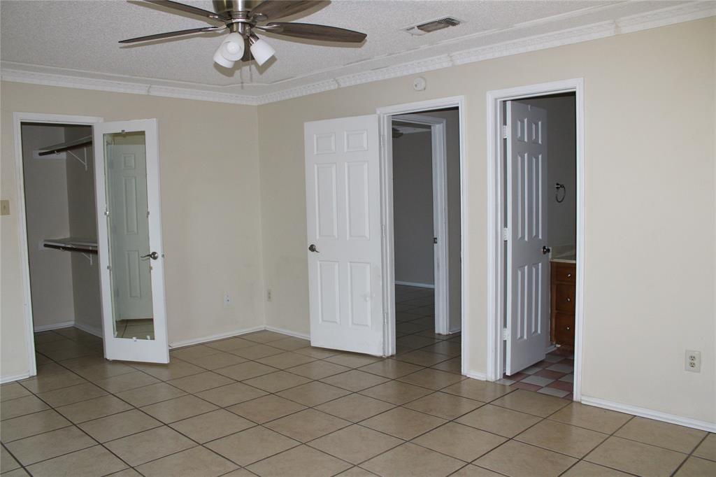 Crestmoor Park North - Residential Income