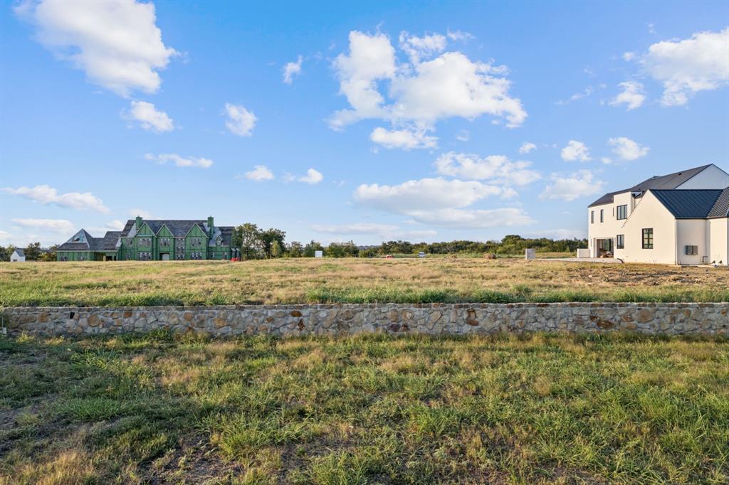 The Hills Of Kingswood - Land