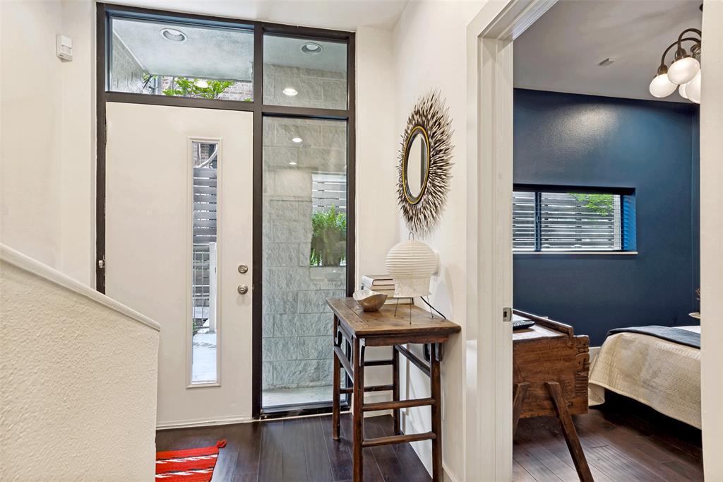 4111 Newton Avenue 33