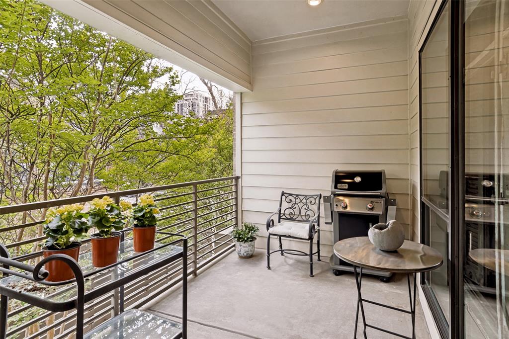 Fortyone11 Townhomes - Residential