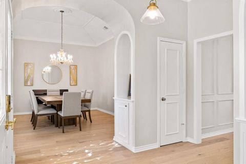 Tiny photo for 6725 Regalbluff Drive, Dallas, TX 75248 (MLS # 21095513)