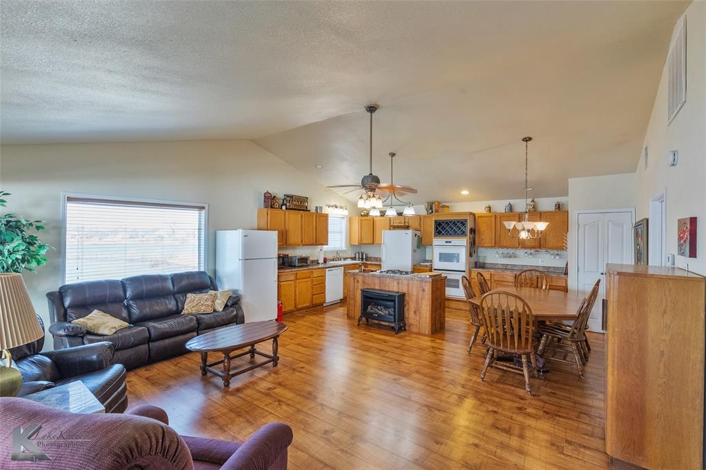 Williamson Cabin D - Residential