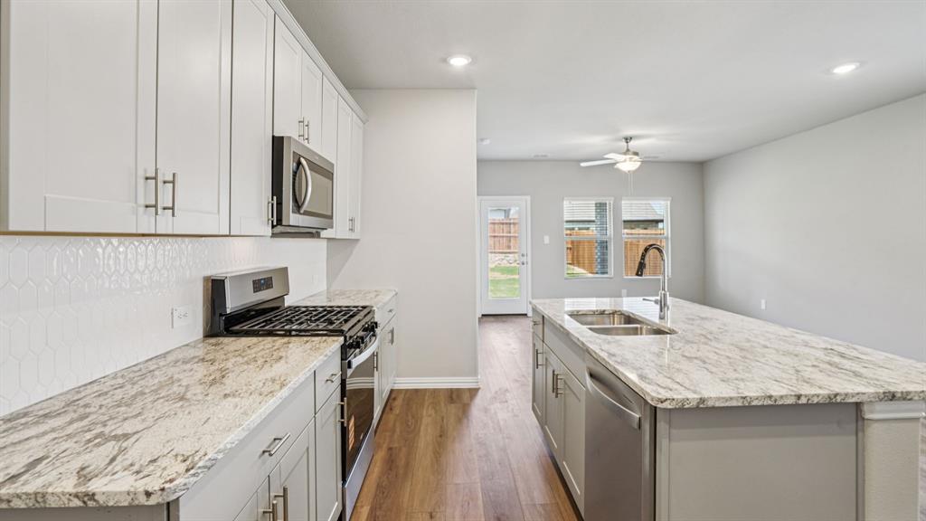 Lakehaven - Residential