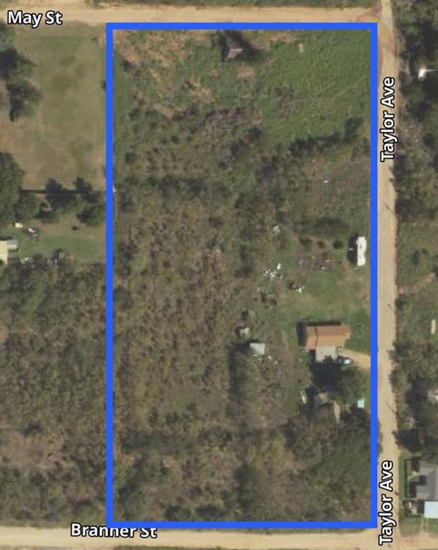 Escape the hustle and embrace the quiet charm of small-town living in this 3-bedroom, 1.5-bath frame home nestled on ±4 private acres just outside Rule, TX. With a livable layout and room to grow, this property offers a peaceful retreat with endless possibilities.
The home is in functional condition and ready for occupancy, though a little TLC could truly make it shine. Outside, the acreage provides a serene setting for horses, livestock, gardening, or simply enjoying the wide-open Texas skies. One full RV hookup is already in place, with three additional spots in progress—perfect for guests, extended family, or future rental income.
Whether you're dreaming of a hobby farm, a quiet homestead, or a place to build your vision from the ground up, this property offers the space, privacy, and potential to make it happen.