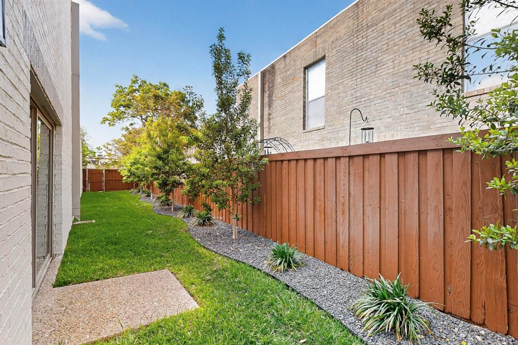 Silvertree Square Add - Residential