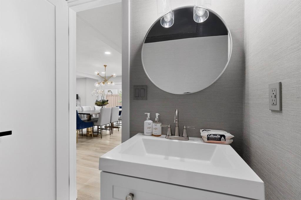 Silvertree Square Add - Residential