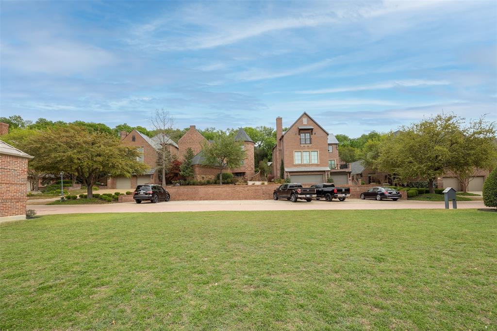 4911 Westbriar Drive