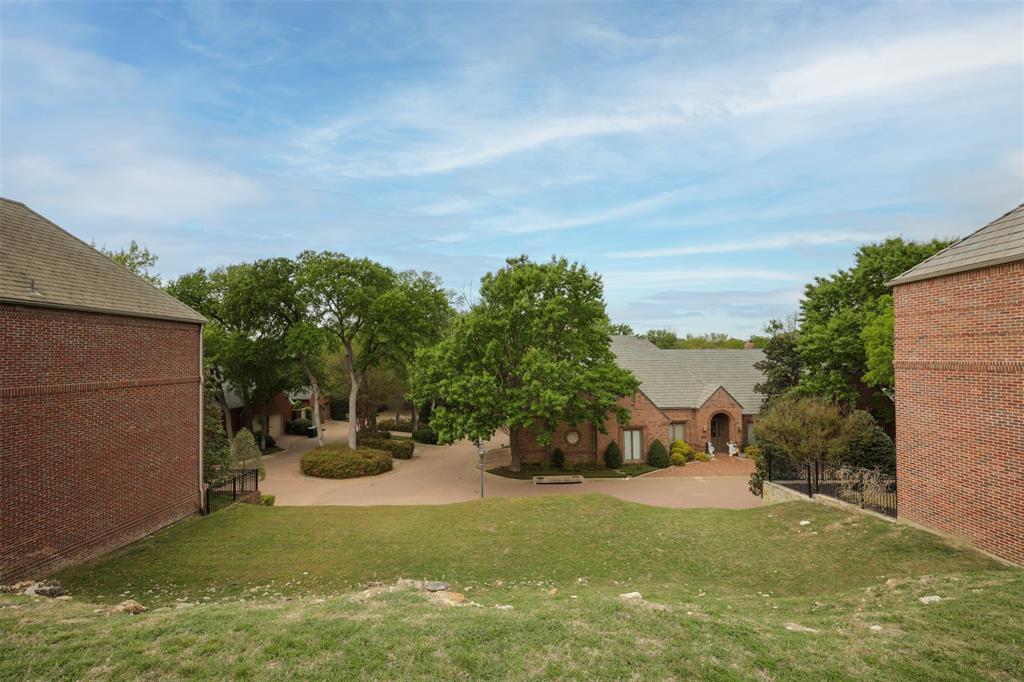 4911 Westbriar Drive