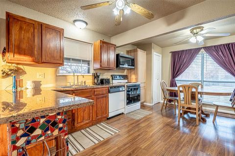 Tiny photo for 7006 River Trail, Weatherford, TX 76087 (MLS # 21020560)