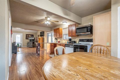 Tiny photo for 7006 River Trail, Weatherford, TX 76087 (MLS # 21020560)