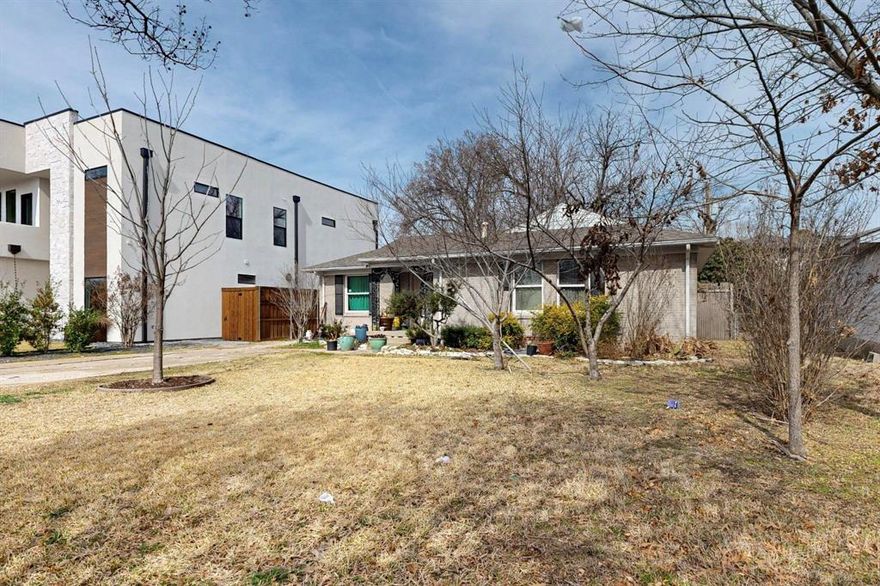 Discover a new redevelopment opportunity in a neighborhood undergoing major transformation. Surrounded by lots of new construction and luxury builds. Conveniently located off Northwest Highway between I-35 and the Dallas North Tollway, the property offers quick access to entertainment, dining, and shopping. Dallas Love Field is less than 10 minutes away, Bachman Lake Park, Trader Joe’s, and Downtown Dallas are within a 20 minute drive.
The current home features 3 bedrooms, 1 bathroom, and 1,200 square feet on a decent sized lot.