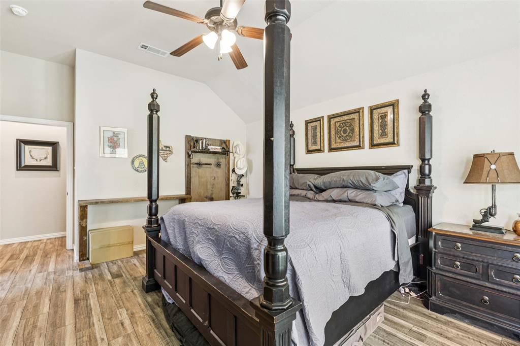 Silver Creek Manor - Residential