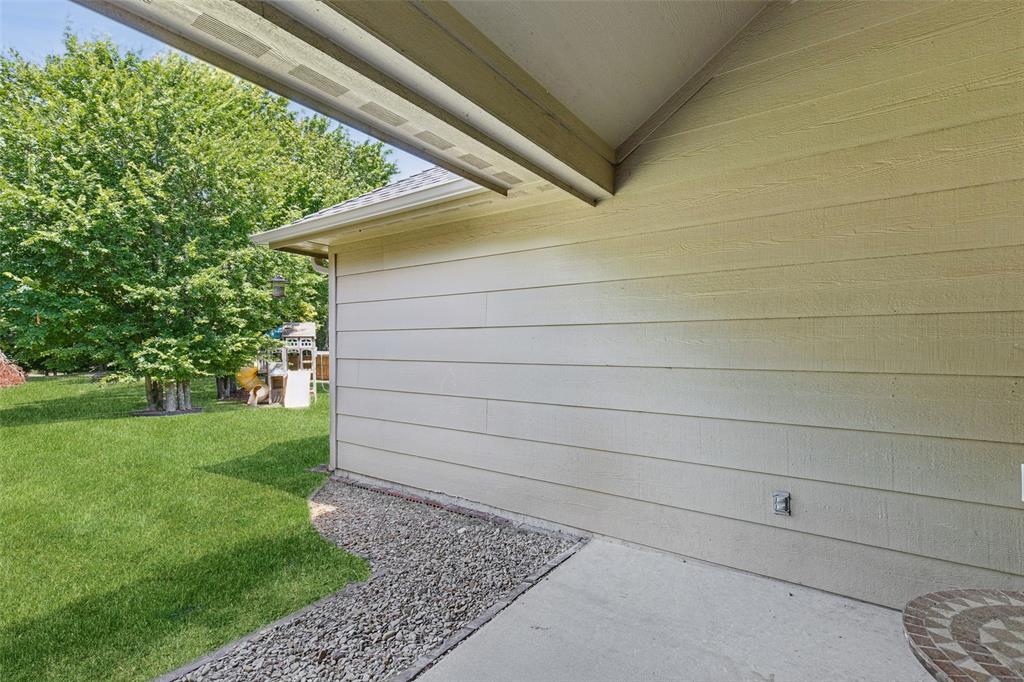 Silver Creek Manor - Residential