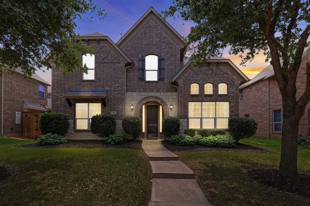1123 Chestnut Drive
