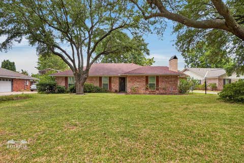 Photo of 217 Lancashire Drive, Bossier City, LA 71111 (MLS # 21362476)
