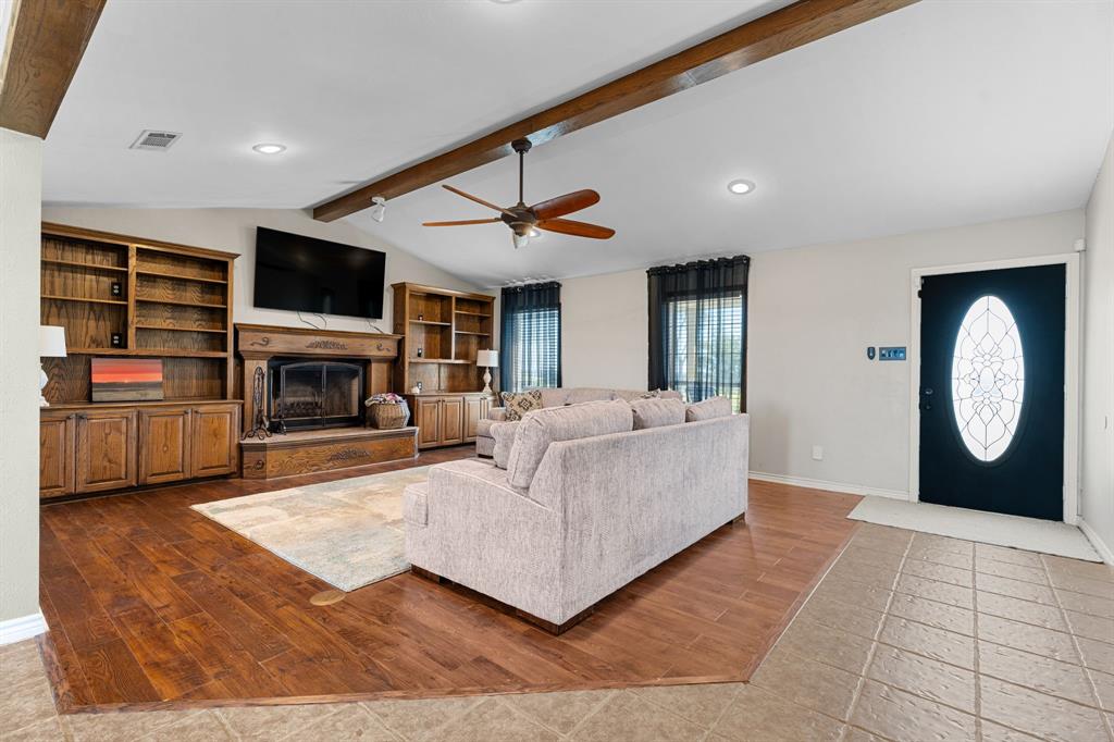 300 VZ County Road 4718