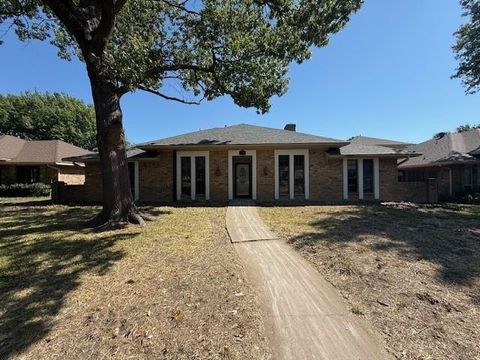7220 Claybrook Drive Dallas TX 75231