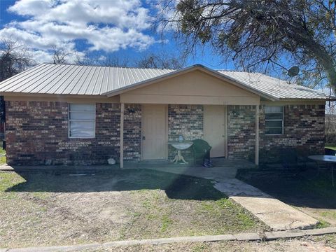 Photo of 105 Effie Lane, Weatherford, TX 76088 (MLS # 21213584)