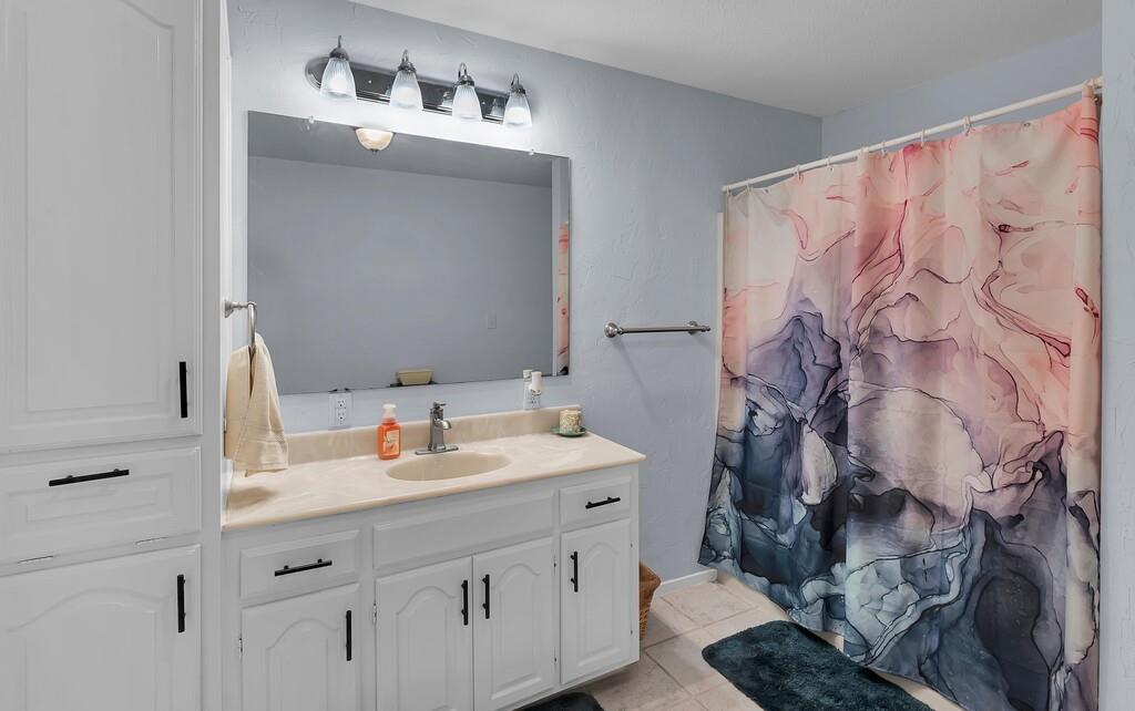Hillcrest Harbor LT - Residential
