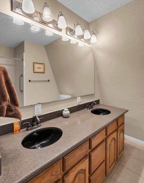 Hillcrest Harbor LT - Residential