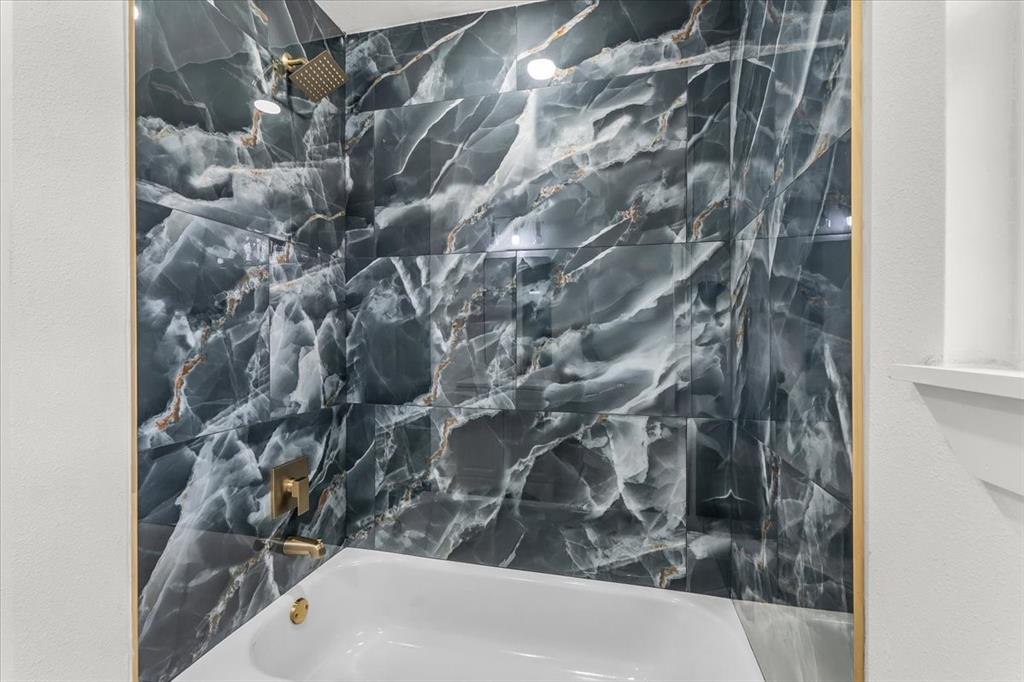 5261 Trail Lake Drive