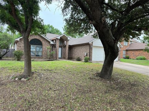 822 Trevor Way Arlington TX 76001