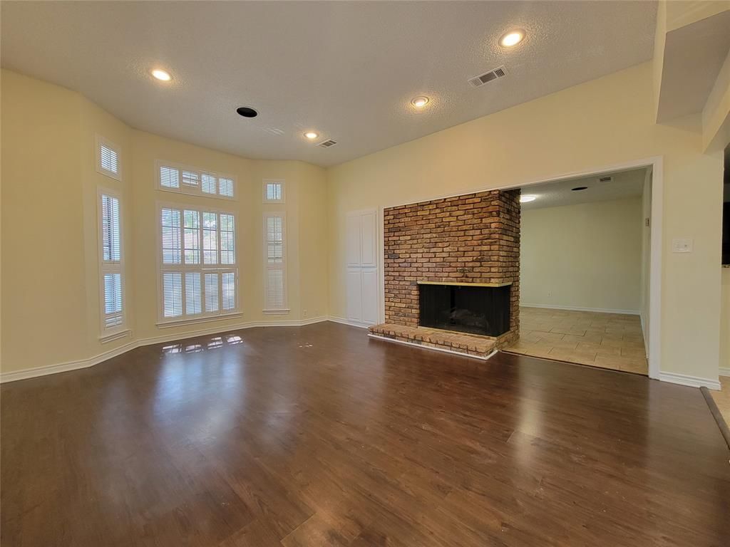 Photo of 201 Benwynd Drive, Mesquite, TX 75149 (MLS # 21089085)