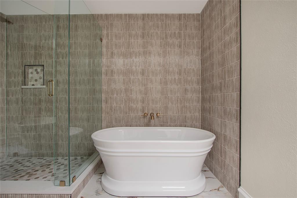 Lake Highlands Village - Residential