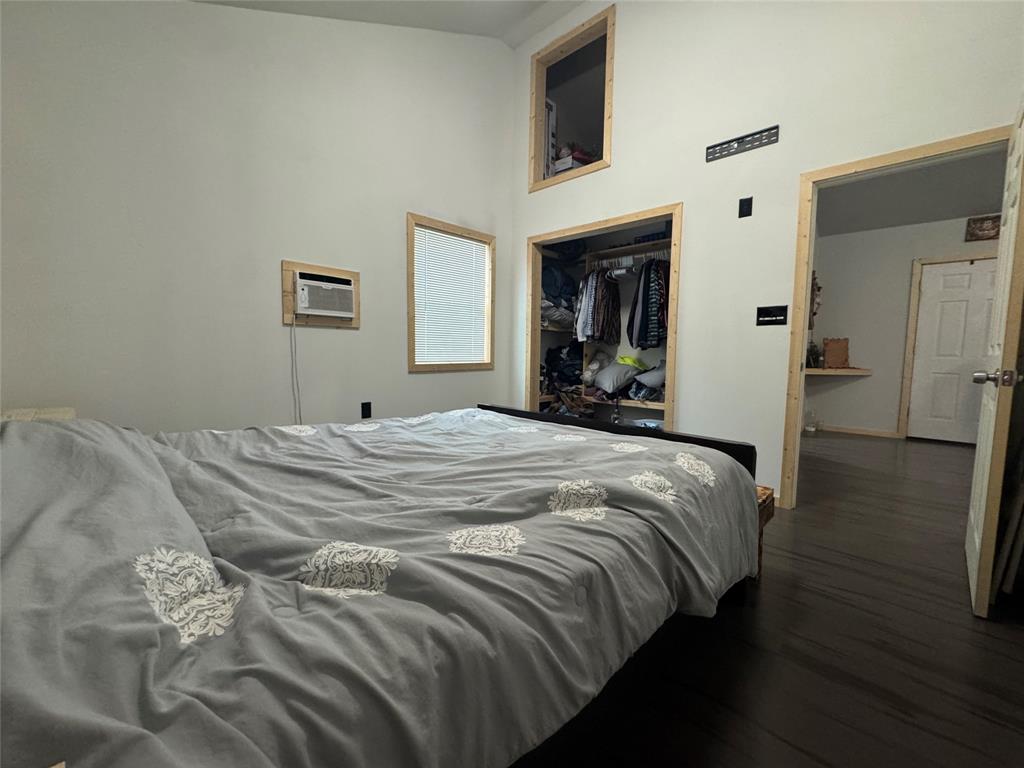 Gillam J R - Residential