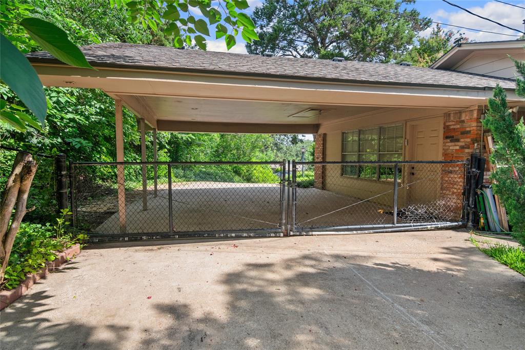 White Oaks - Residential