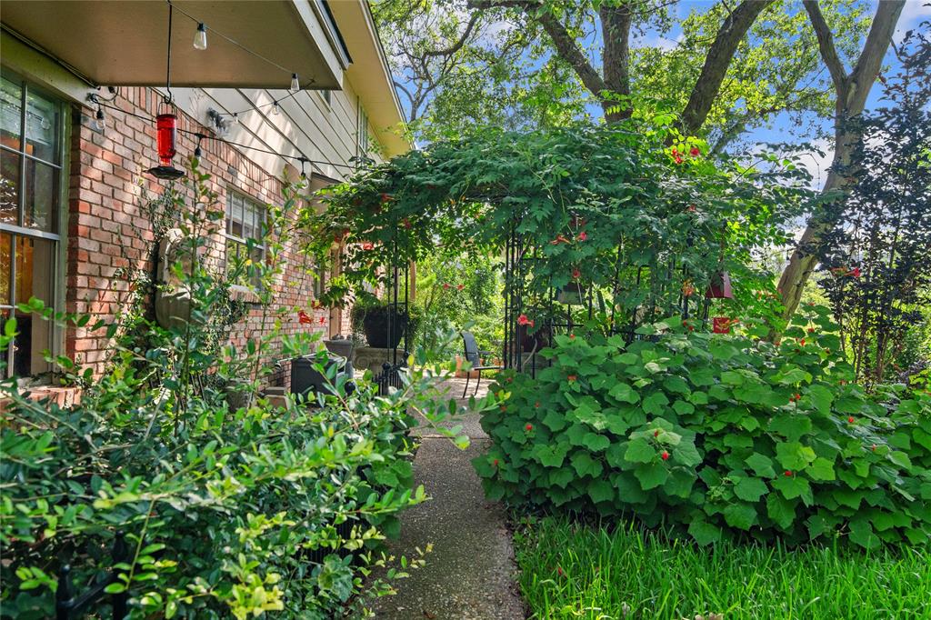 White Oaks - Residential