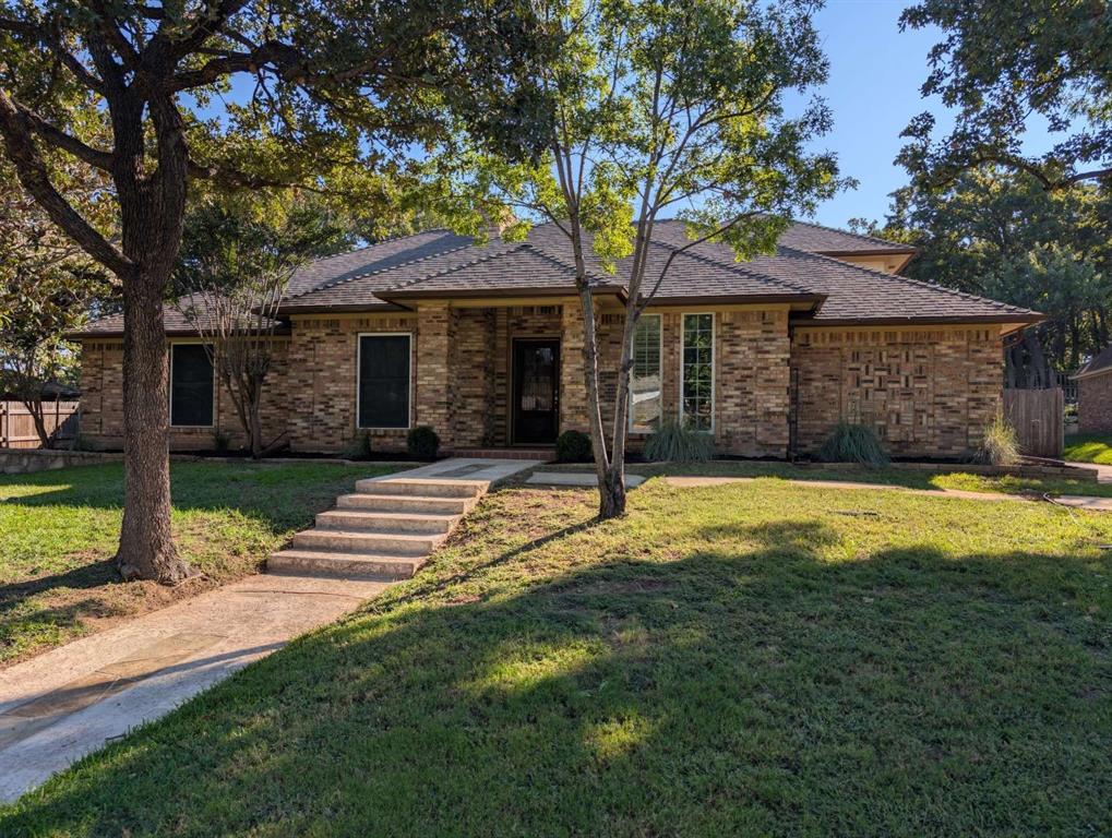 3 Valley Wood Court