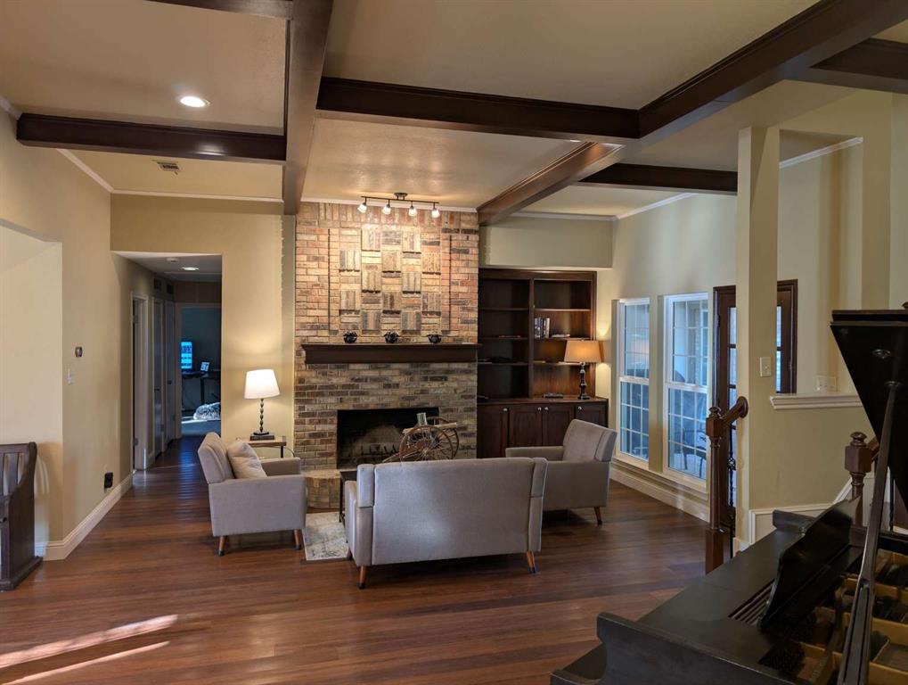 3 Valley Wood Court