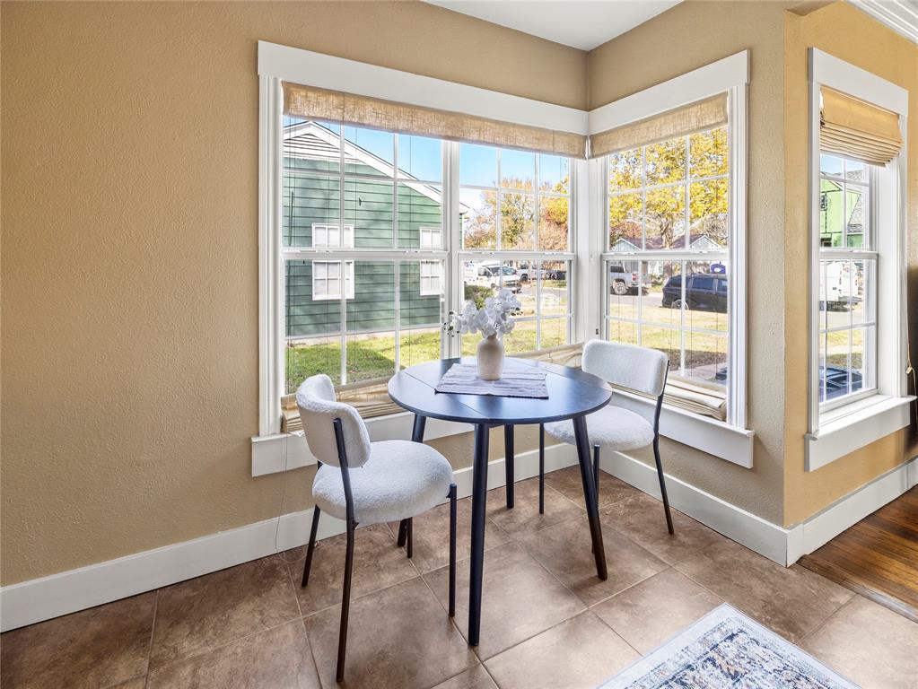 Crestwood - Residential