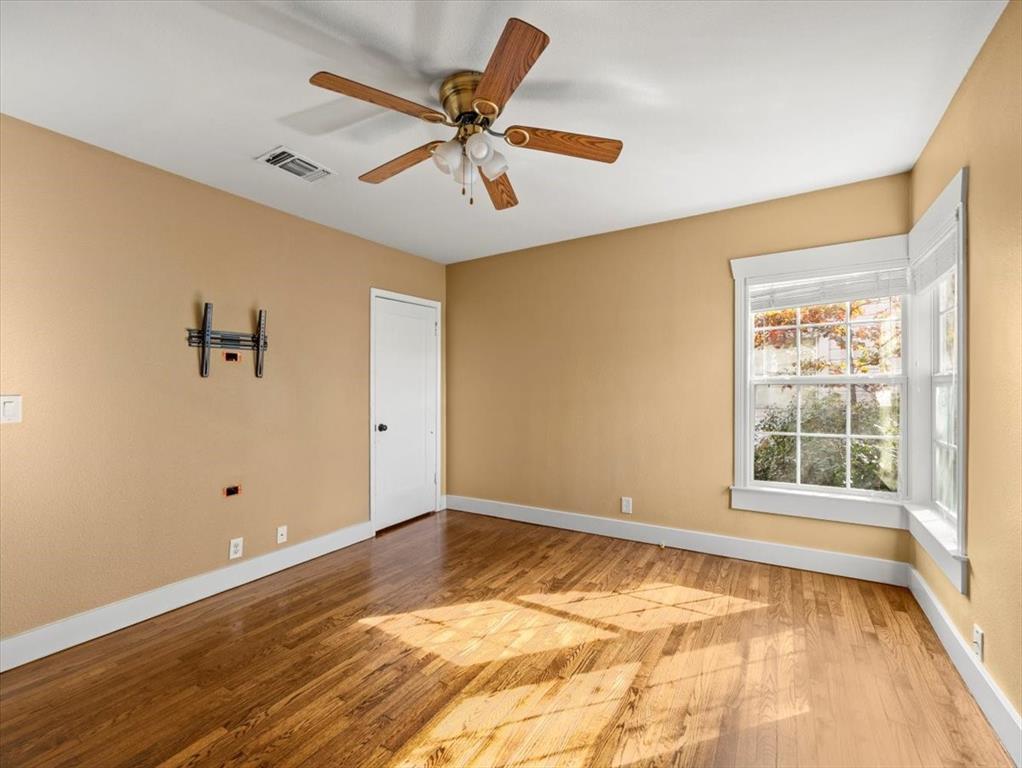 Crestwood - Residential