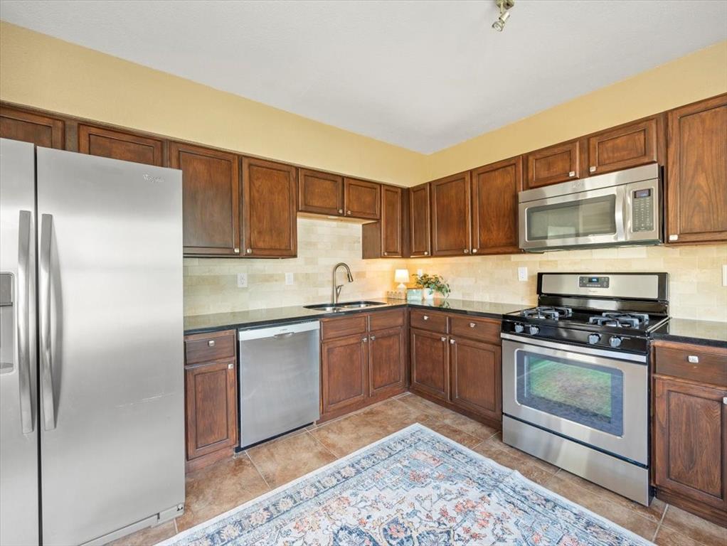 Crestwood - Residential